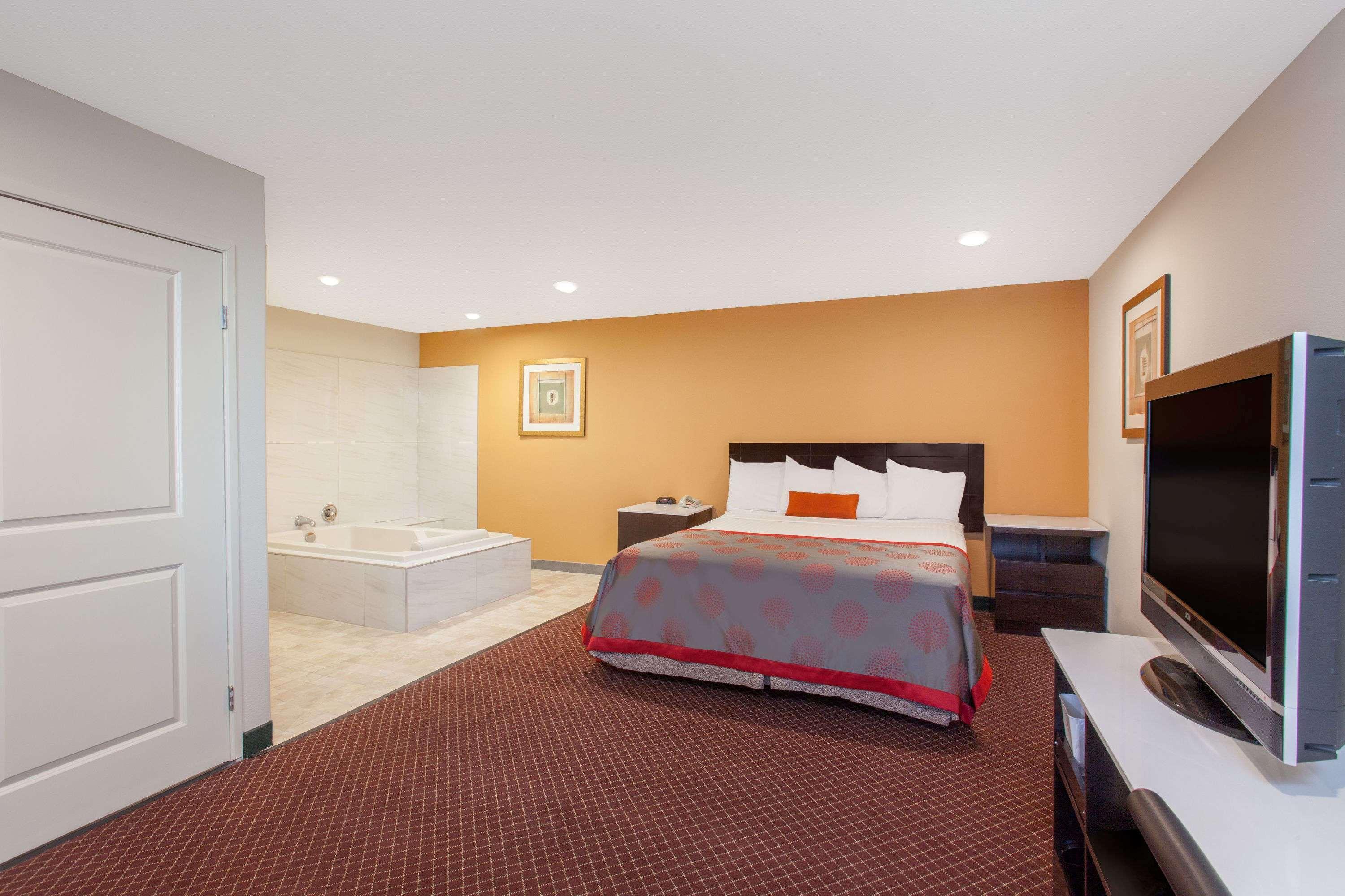 Ramada By Wyndham Culver City Los Angeles Zewnętrze zdjęcie