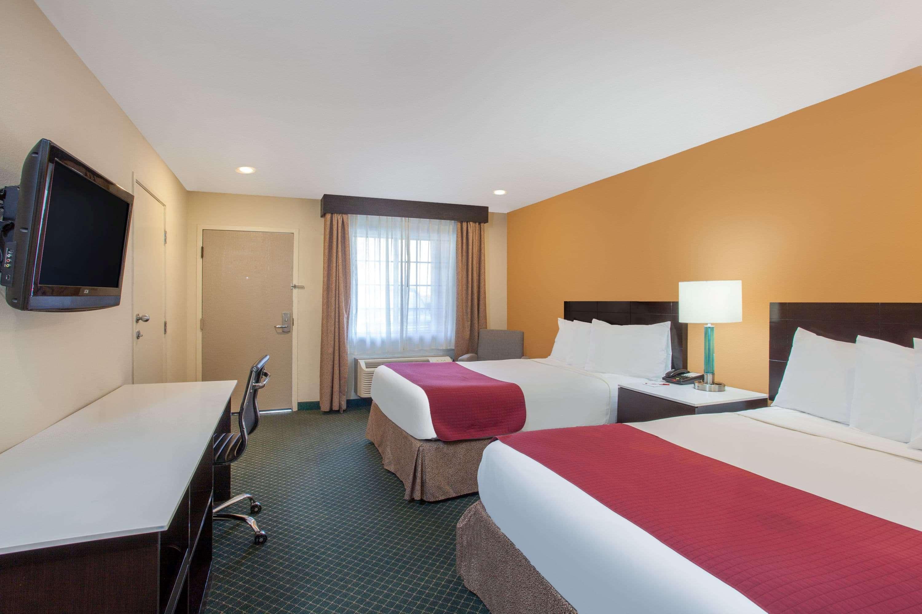Ramada By Wyndham Culver City Los Angeles Zewnętrze zdjęcie