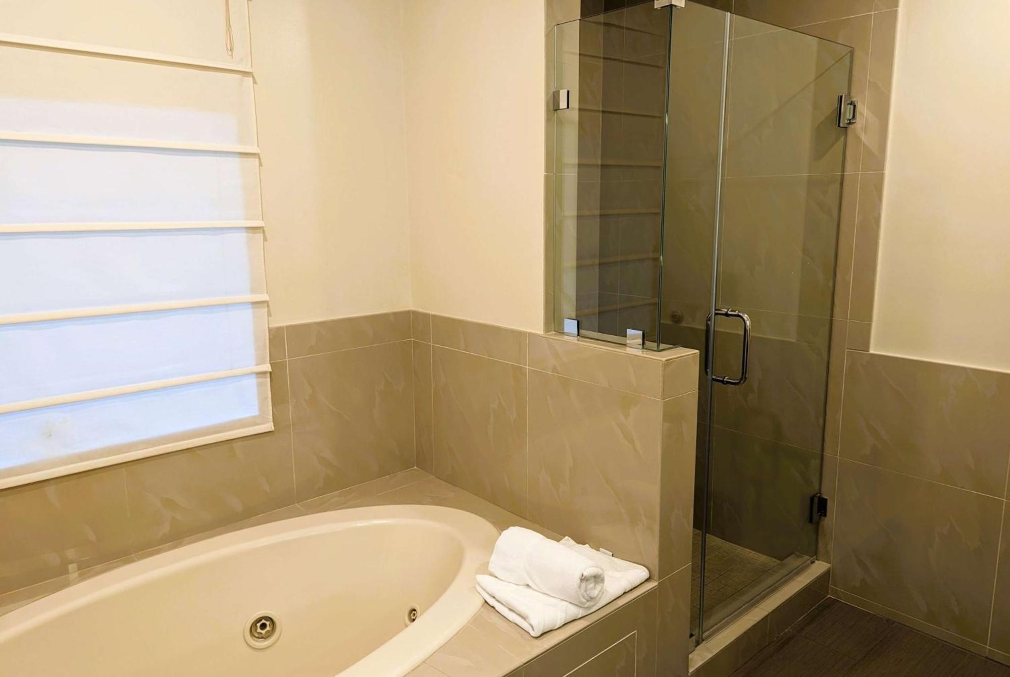 Ramada By Wyndham Culver City Los Angeles Zewnętrze zdjęcie