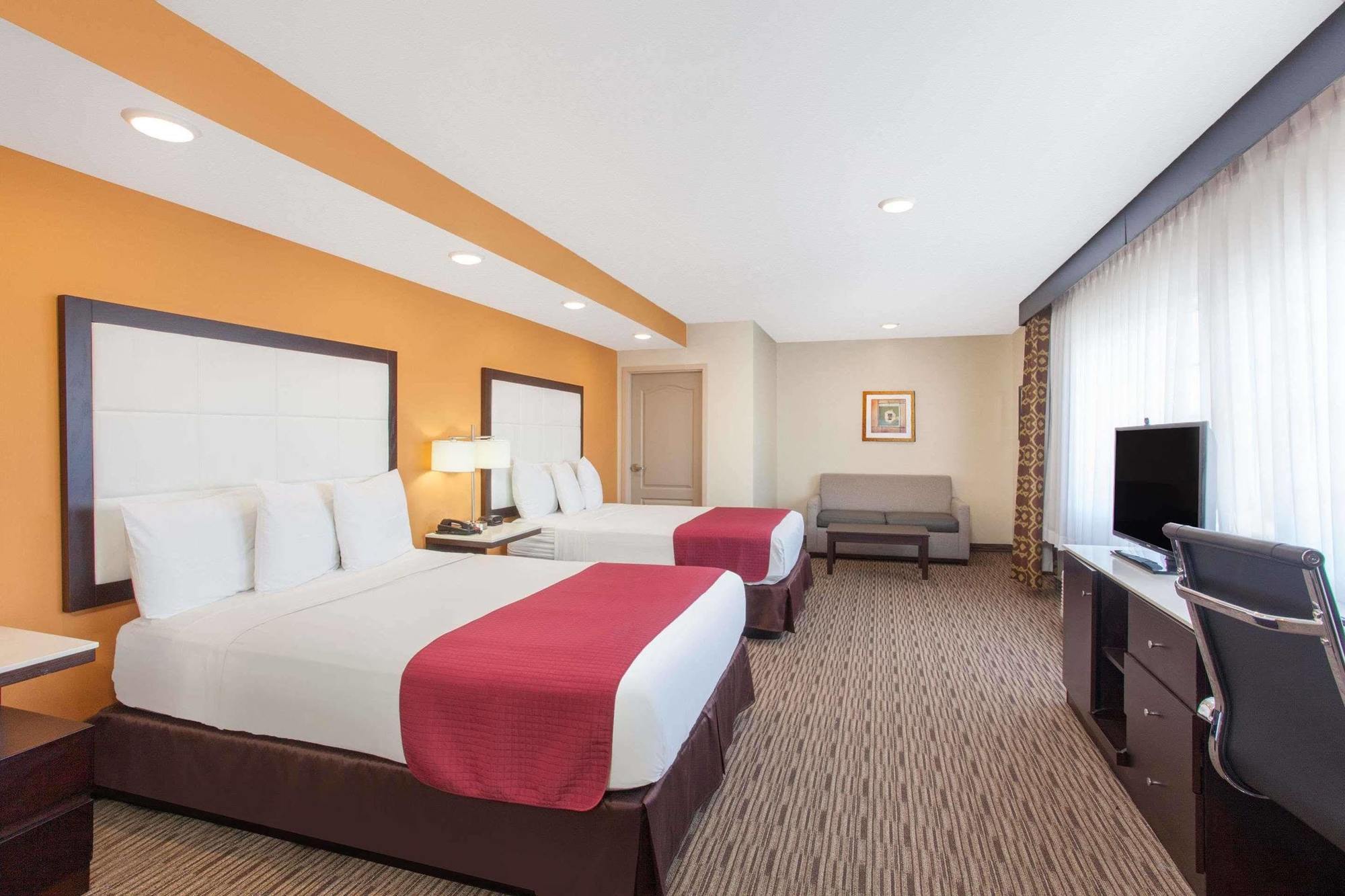 Ramada By Wyndham Culver City Los Angeles Zewnętrze zdjęcie